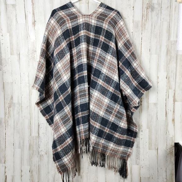 Universal Thread Plaid Fringe Shawl Black Brown OSFM - Picture 10 of 11